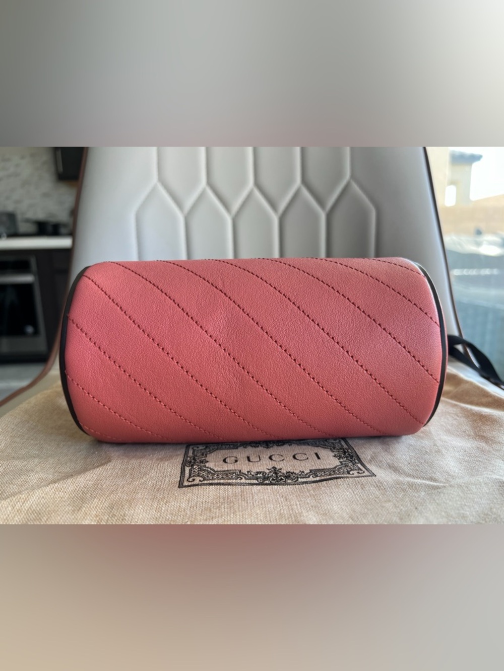 Gucci Blondie Barrel Pink Quilted Leather Shoulder Bag with Silver GG Charm - Picture 8 of 12